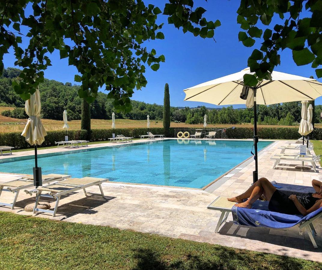 I Girasoli San Gimignano Apartments Bagian luar foto
