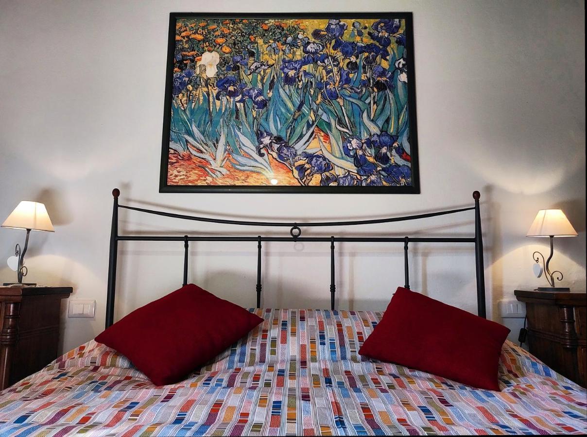 I Girasoli San Gimignano Apartments Bagian luar foto